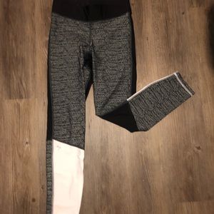 PRICE DROP* Athletic leggings